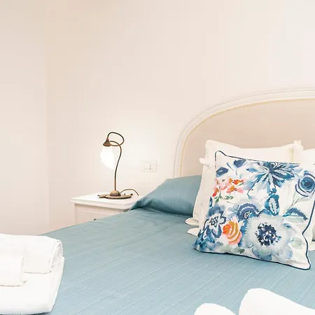 Napulitandream Duomo Apartment Naples